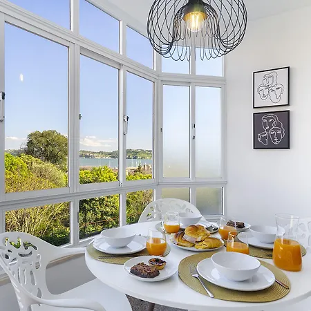 Whome Peaceful Family Away From Noise